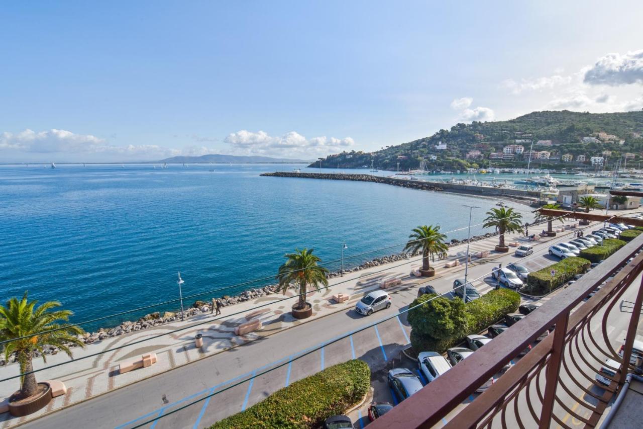 Elegant Apartment With Sea View In Porto Santo Stefano 89 M² ภายนอก รูปภาพ